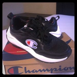 Champion Black/WHT/Red athletic shoes